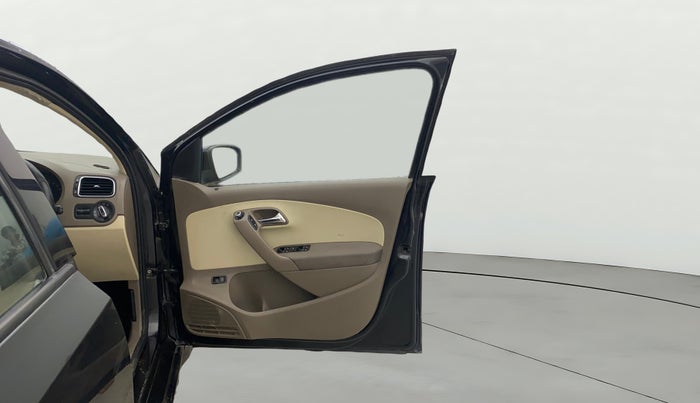 2013 Skoda Rapid ELEGANCE 1.6 TDI CR MT, Diesel, Manual, 85,878 km, RHS Front Door