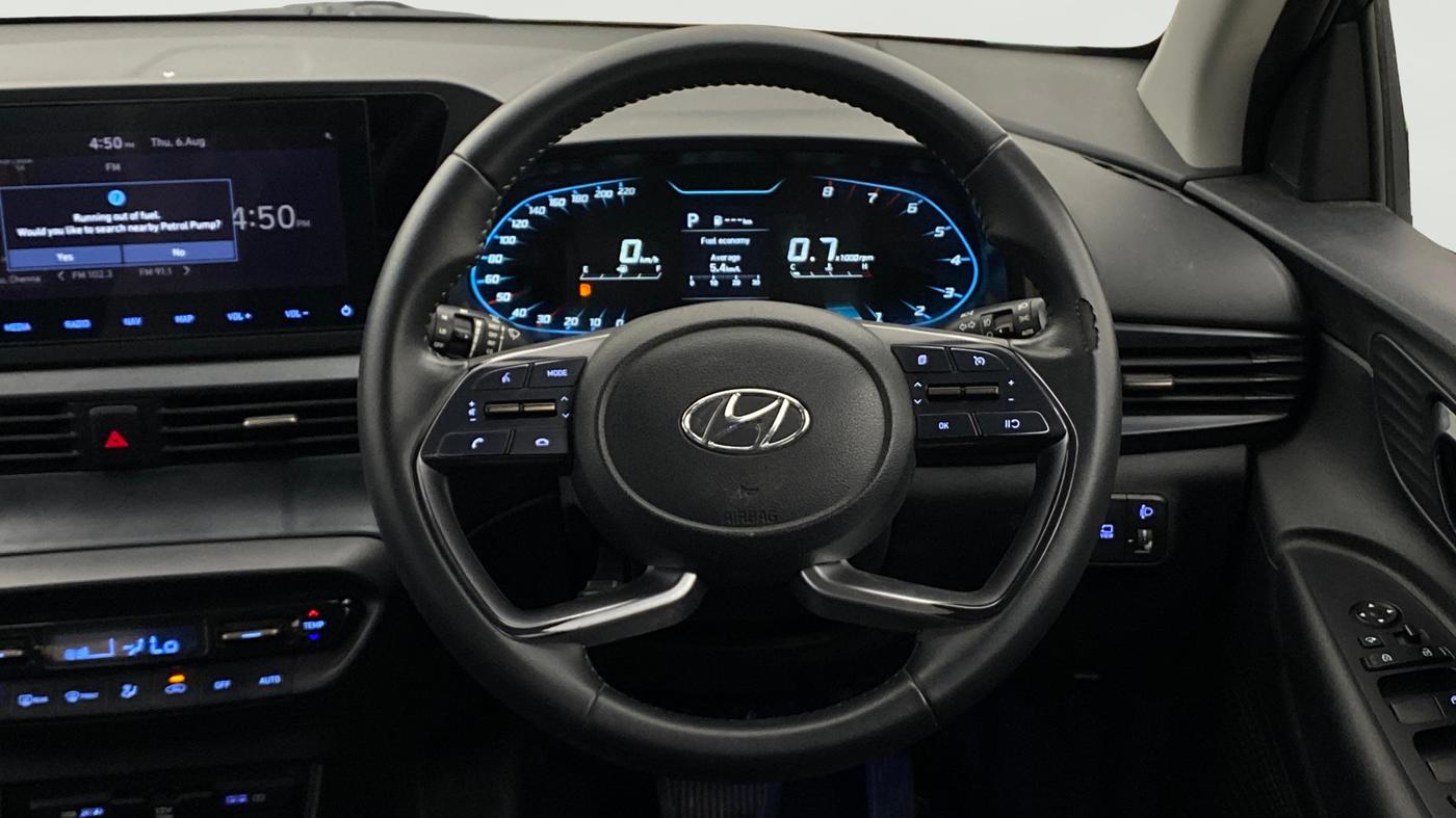 2022 Hyundai NEW I20 ASTA (O) 1.2 AT, Petrol, Automatic, 69,504 km, Steering Wheel Close Up