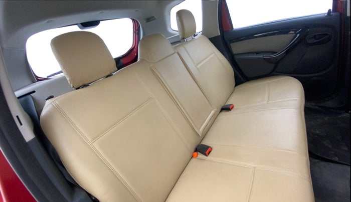 2015 Renault Duster 85 PS RXL DIESEL, Diesel, Manual, 64,490 km, Right Side Rear Door Cabin