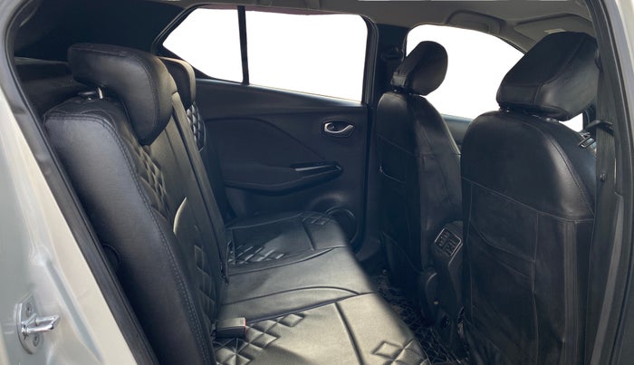 2019 Nissan Kicks XV 1.5, Petrol, Manual, 44,890 km, Right Side Rear Door Cabin