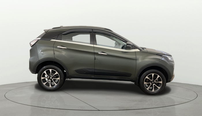 2020 Tata NEXON XZA PLUS SUNROOF PETROL, Petrol, Automatic, 39,033 km, Right Side View