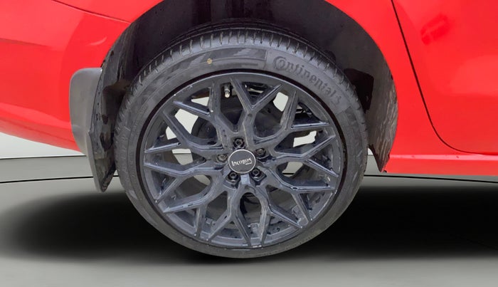 2017 Skoda Rapid STYLE 1.5 TDI AT, Diesel, Automatic, 64,583 km, Right Rear Wheel