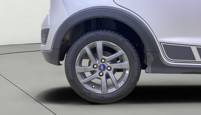 2020 Ford FREESTYLE TITANIUM 1.2 PETROL, Petrol, Manual, 56,533 km, Right Rear Wheel