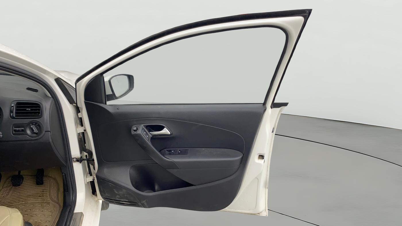 2019 Volkswagen Ameo COMFORTLINE 1.0L, Petrol, Manual, 40,024 km, RHS Front Door
