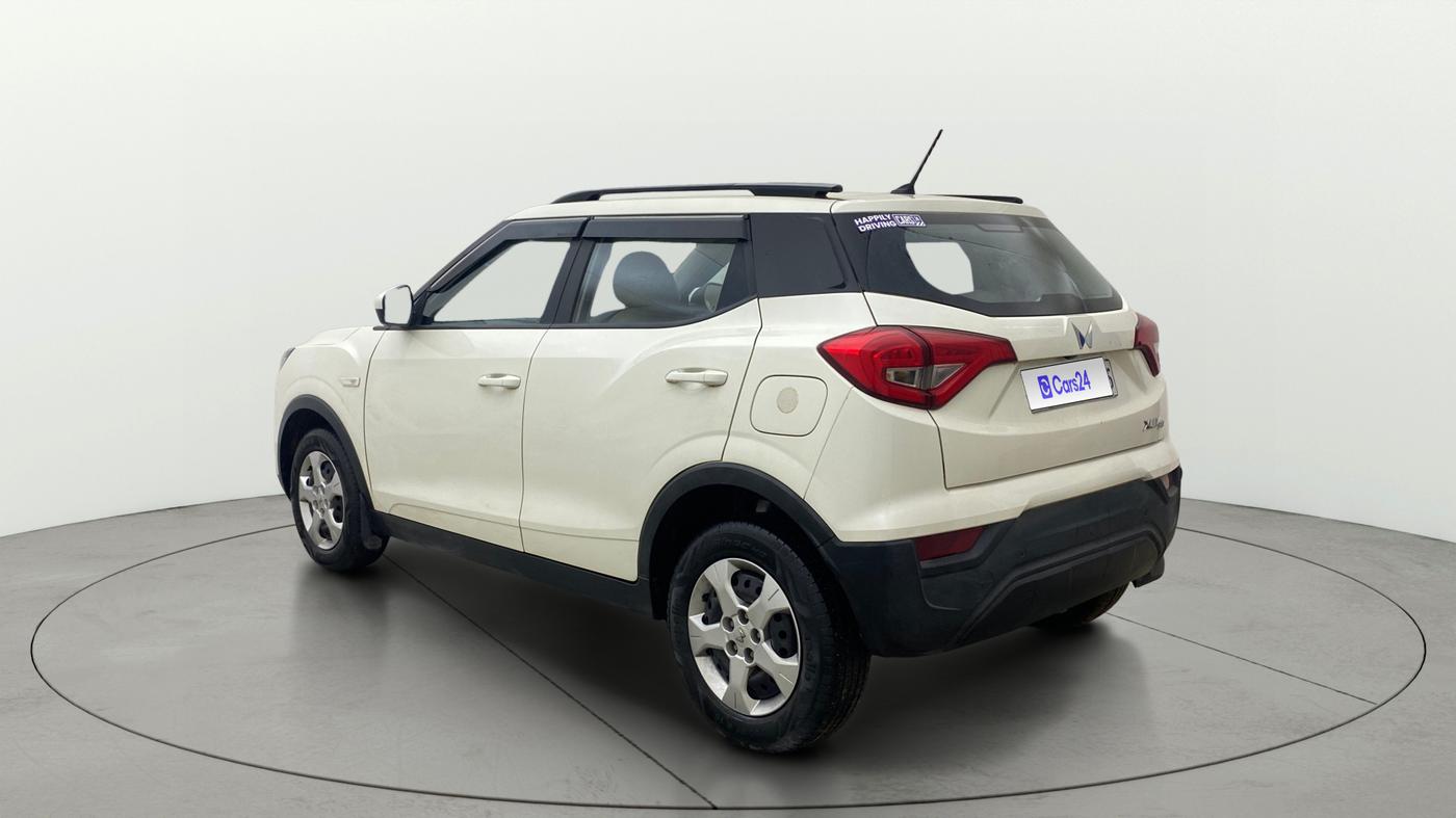 2023 Mahindra XUV300 W6 1.2 PETROL, Petrol, Manual, 25,160 km, Left Back Diagonal