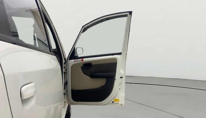 2016 Tata Nano TWIST XTA, Petrol, Automatic, 25,271 km, RHS Front Door