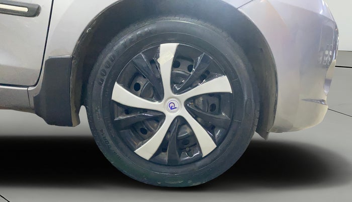 2015 Maruti Celerio VXI AMT, Petrol, Automatic, 75,694 km, Right Front Wheel