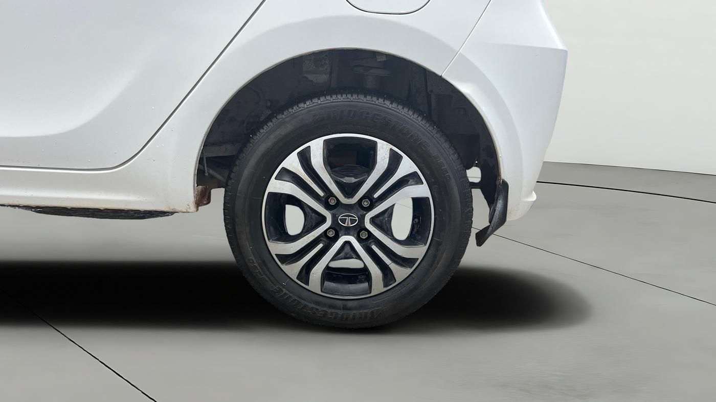 2022 Tata Tiago XT PETROL, Petrol, Manual, 31,544 km, Left Rear Wheel