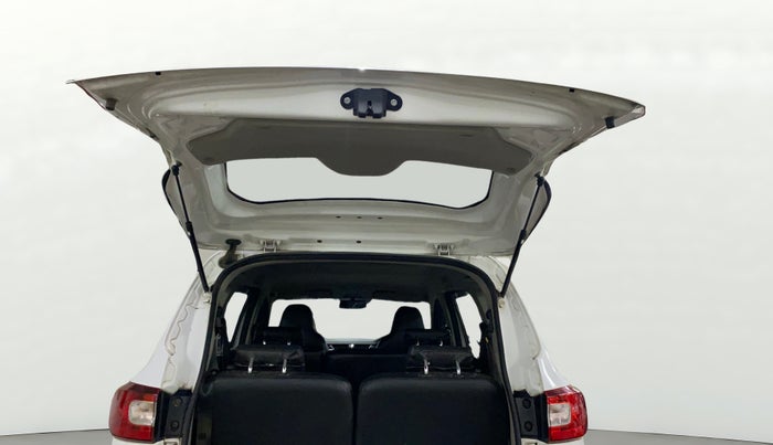 2020 Renault TRIBER RXT AMT, Petrol, Automatic, 50,642 km, Boot Door Open