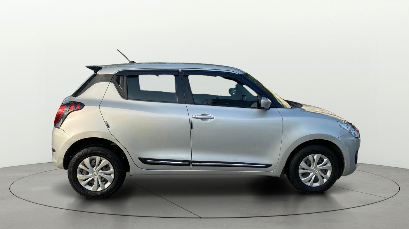 2020 Maruti Swift VXI AMT, Petrol, Automatic, 72,263 km, Right Side View