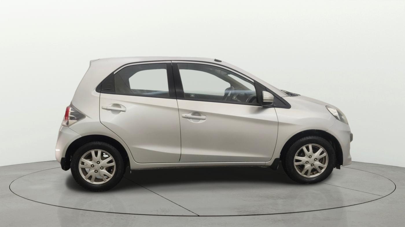 2015 Honda Brio VX AT, Petrol, Automatic, 1,06,401 km, Right Side View
