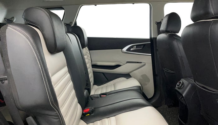 2022 KIA CARENS PRESTIGE PLUS 1.5 DIESEL 7 STR, Diesel, Manual, 73,010 km, Right Side Rear Door Cabin