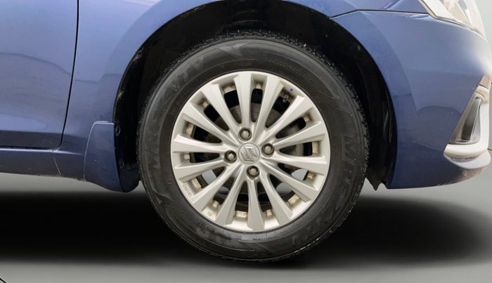2018 Maruti Ciaz DELTA 1.5 SHVS MT PETROL, Petrol, Manual, 34,233 km, Right Front Wheel