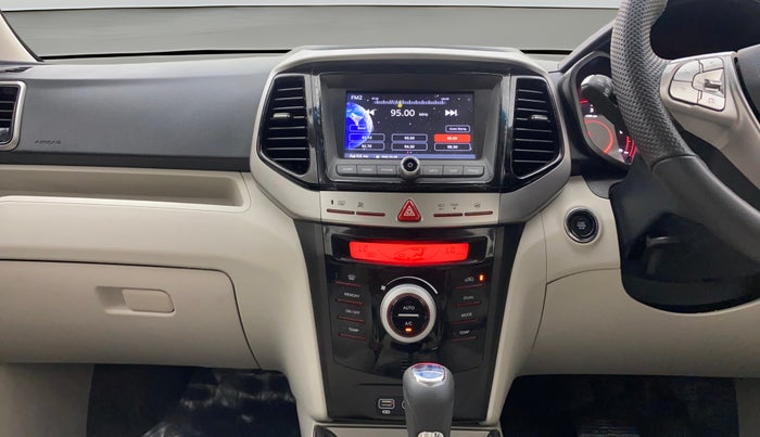 2023 Mahindra XUV300 W8 (O) 1.5 DIESEL AMT, Diesel, Automatic, 25,849 km, Air Conditioner