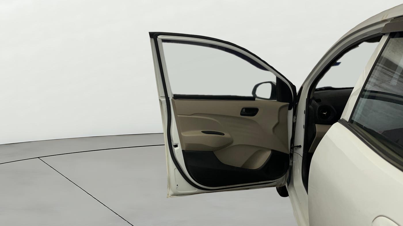 2021 Hyundai NEW SANTRO SPORTZ EXECUTIVE MT CNG, CNG, Manual, 43,476 km, LHS Front Door