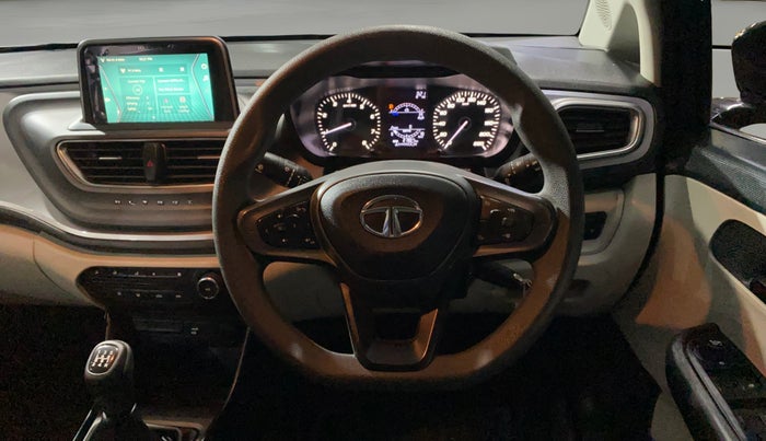 2023 Tata ALTROZ XM PLUS PETROL, Petrol, Manual, 21,889 km, Steering Wheel Close Up