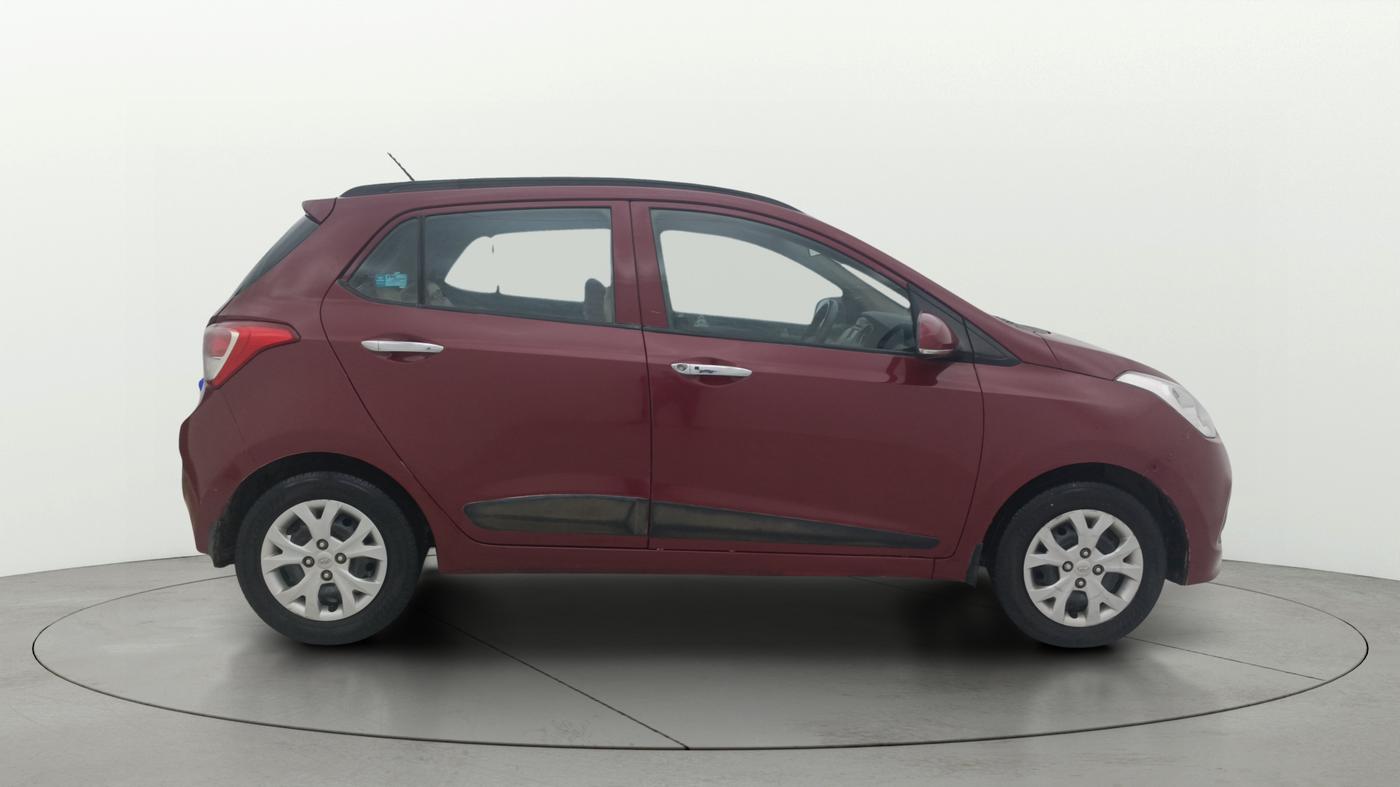 2014 Hyundai Grand i10 SPORTZ AT 1.2 KAPPA VTVT, Petrol, Automatic, 75,396 km, Right Side View