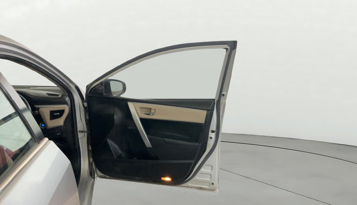 2016 Toyota Corolla Altis VL CVT PETROL, Petrol, Automatic, 90,628 km, RHS Front Door