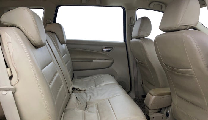 2015 Maruti Ertiga ZXI+, Petrol, Manual, 99,150 km, Right Side Rear Door Cabin