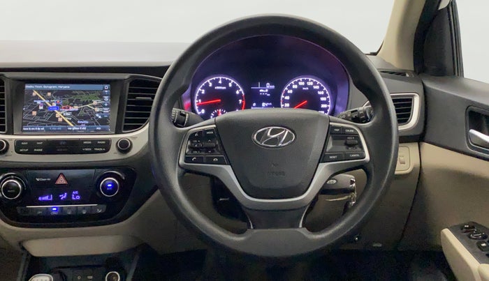 2018 Hyundai Verna 1.6 VTVT SX, Petrol, Manual, 86,880 km, Steering Wheel Close Up