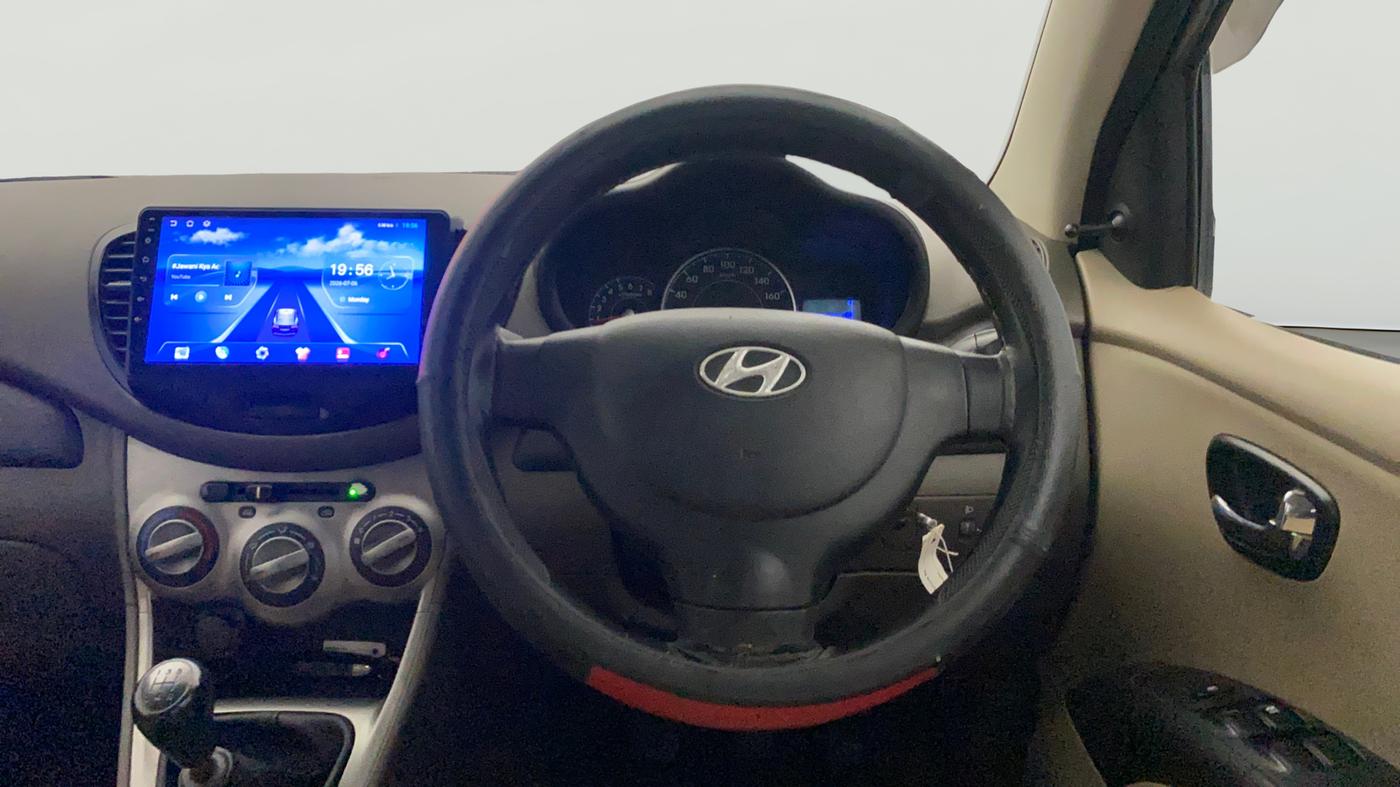 2013 Hyundai i10 MAGNA 1.1, Petrol, Manual, 56,575 km, Steering Wheel Close Up