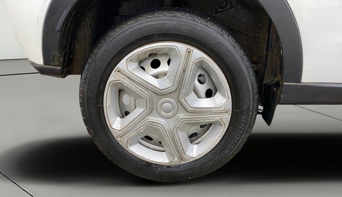 2023 Tata NEXON XE PETROL, Petrol, Manual, 20,709 km, Right Rear Wheel