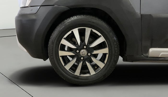 2014 Toyota Etios CROSS 1.5 V, Petrol, Manual, 66,631 km, Left Front Wheel