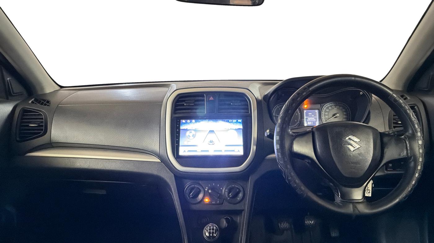 2018 Maruti Vitara Brezza LDI, Diesel, Manual, 1,32,045 km, Dashboard