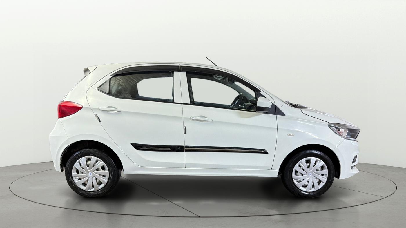 2023 Tata Tiago XM CNG, CNG, Manual, 52,858 km, Right Side View