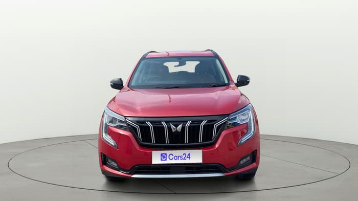 2022 Mahindra XUV700 AX 5 P AT 5 STR, Petrol, Automatic, 18,280 km, Front