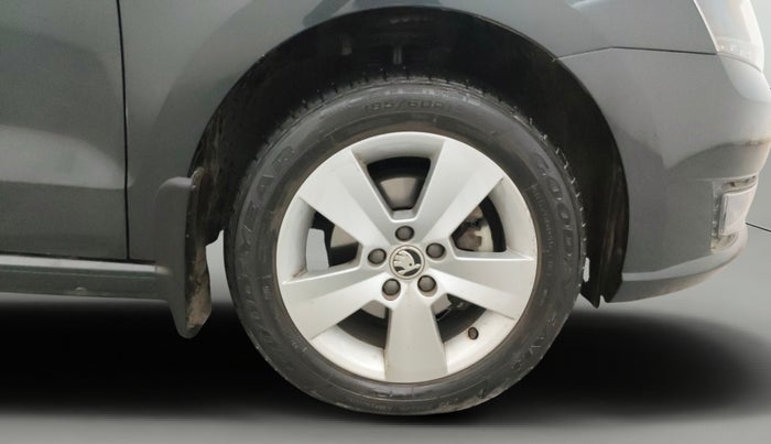 2021 Skoda Rapid 1.0 AMBITION TSI MT, Petrol, Manual, 21,907 km, Right Front Wheel