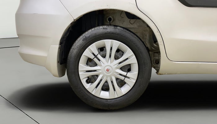 2017 Maruti Ertiga VXI CNG, CNG, Manual, 90,953 km, Right Rear Wheel