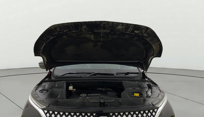 2023 MG HECTOR SMART PRO 2.0 TURBO DIESEL, Diesel, Manual, 34,215 km, Open Bonet