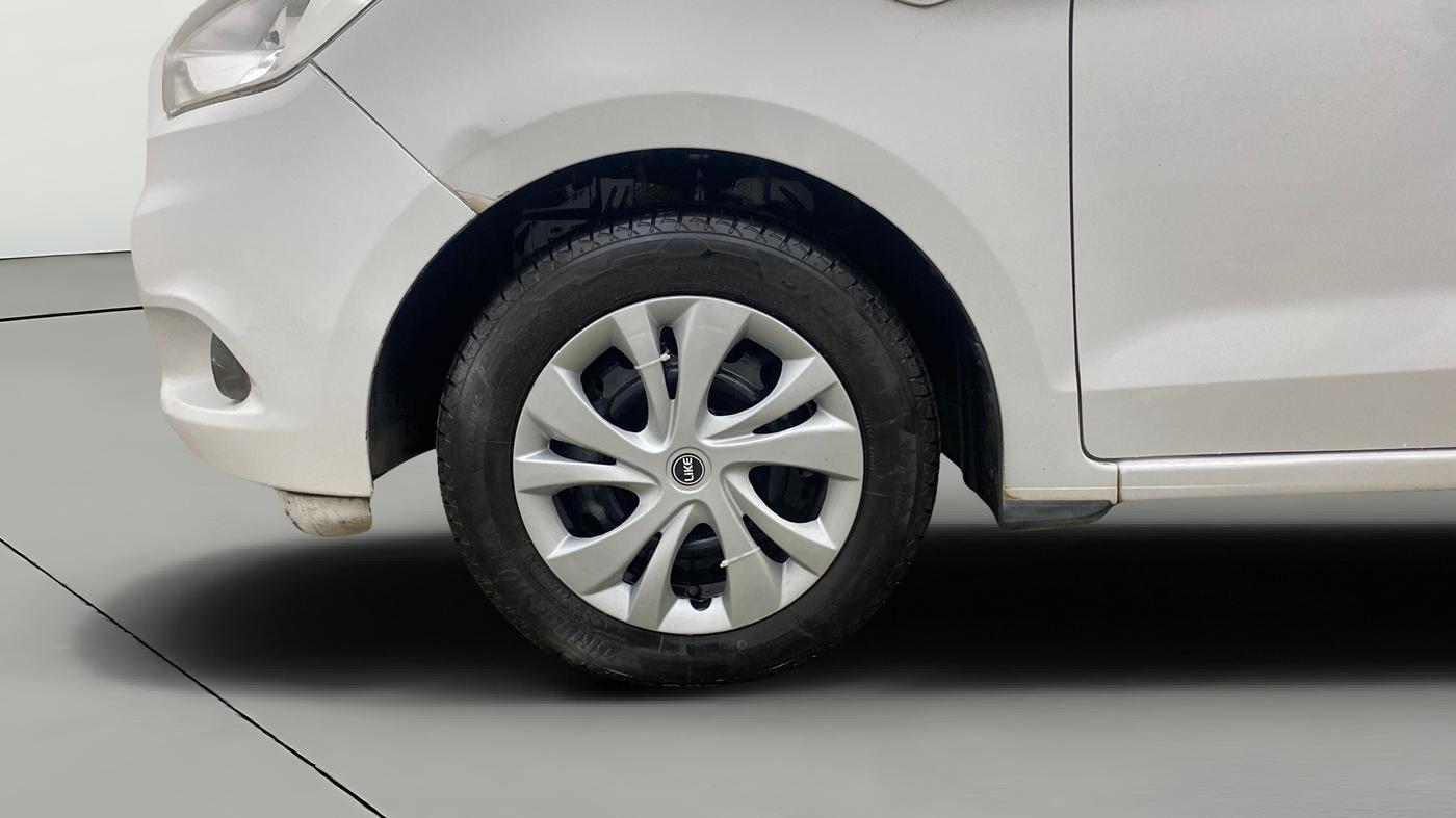 2015 Ford New Figo TREND 1.5L DIESEL, Diesel, Manual, 1,01,193 km, Left Front Wheel