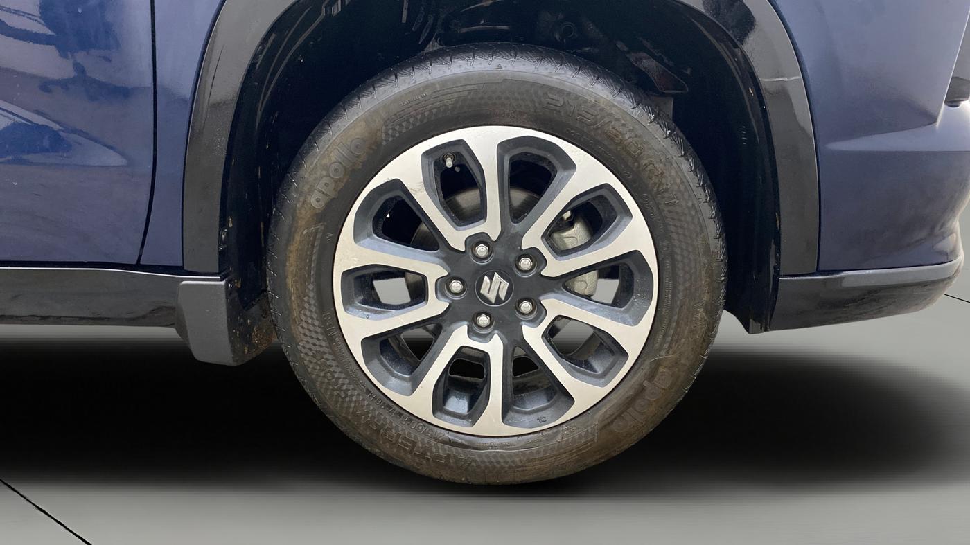 2022 Maruti Grand Vitara ALPHA PLUS HYBRID ECVT, Hybrid, Automatic, 57,560 km, Right Front Wheel