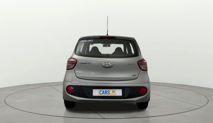 2017 Hyundai Grand i10 SPORTZ 1.2 KAPPA VTVT, Petrol, Manual, 28,138 km, Back/Rear