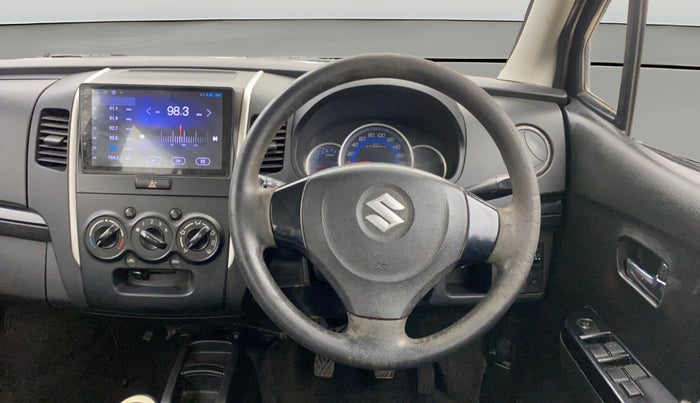 2014 Maruti Wagon R Stingray VXI, CNG, Manual, 1,31,583 km, Steering Wheel Close Up