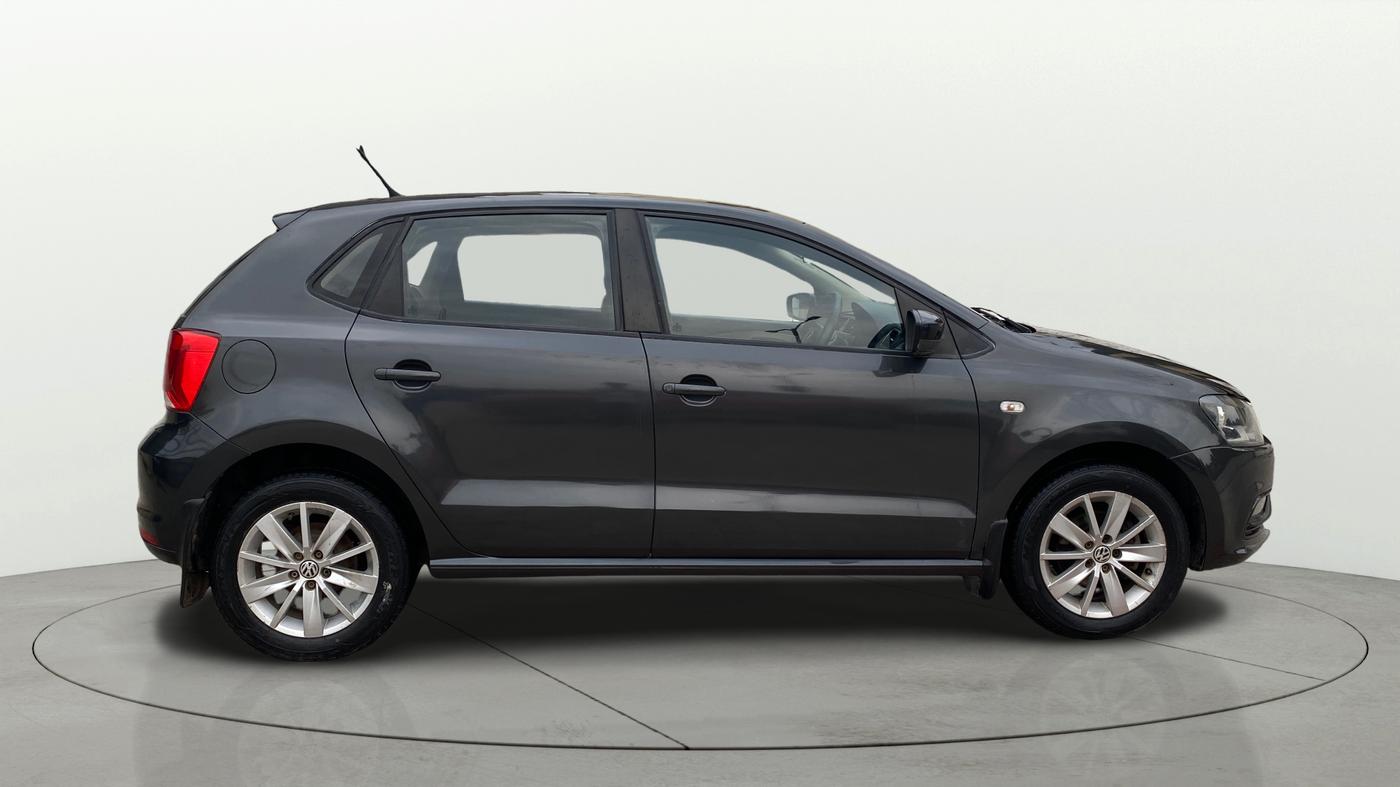 2015 Volkswagen Polo HIGHLINE1.2L, Petrol, Manual, 76,923 km, Right Side View