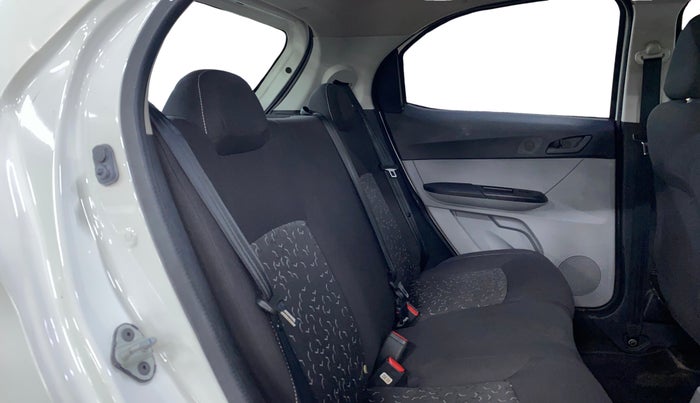 2024 Tata Tiago XT (O) PETROL, Petrol, Manual, 12,112 km, Right Side Rear Door Cabin