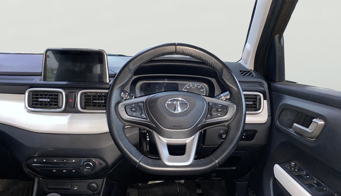 2023 Tata PUNCH CREATIVE AMT 1.2 RTN DUAL TONE, Petrol, Automatic, 30,699 km, Steering Wheel Close Up
