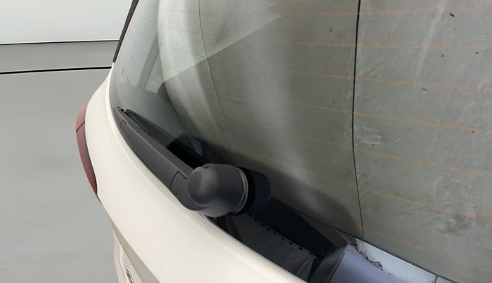 2024 MG ASTOR Select 1.5 MT (Ivory), Petrol, Manual, 11,319 km, Rear Wiper