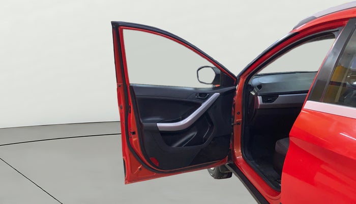 2022 Tata NEXON XM PETROL, Petrol, Manual, 40,351 km, LHS Front Door