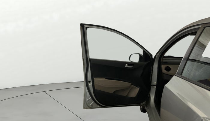 2014 Hyundai Xcent S 1.2, Petrol, Manual, 54,737 km, LHS Front Door