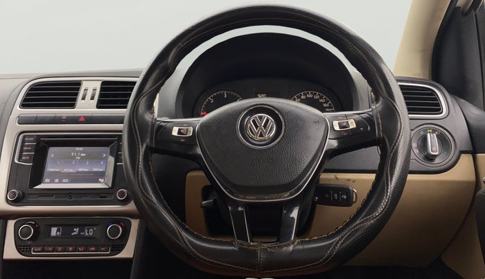 2016 Volkswagen Ameo HIGHLINE1.5L, Diesel, Manual, 1,12,892 km, Steering Wheel Close Up