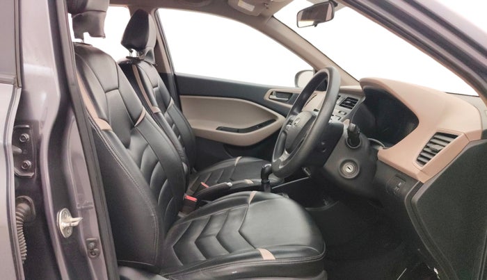 2017 Hyundai Elite i20 SPORTZ 1.2, Petrol, Manual, 81,590 km, Right Side Front Door Cabin