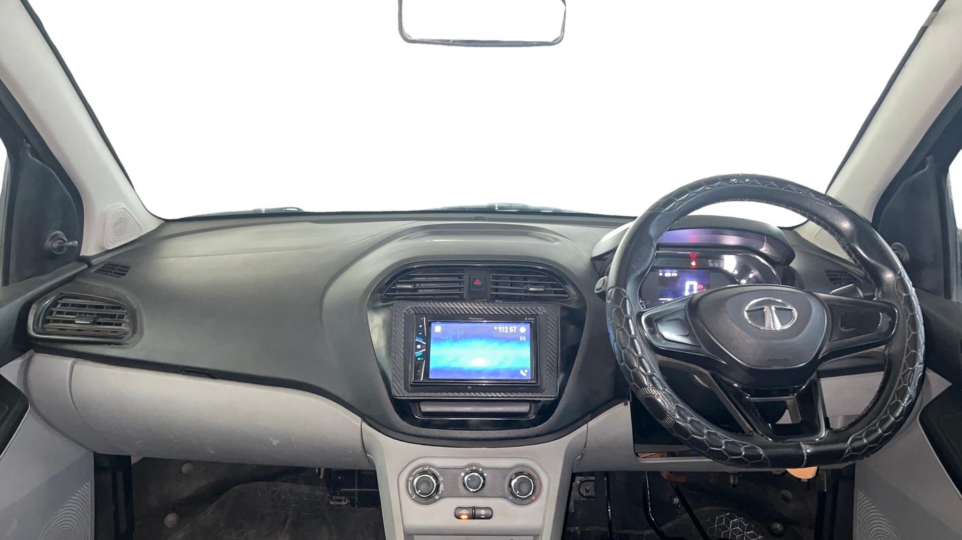 2021 Tata Tiago XE PETROL, Petrol, Manual, 36,338 km, Dashboard