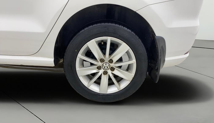 2017 Volkswagen Ameo HIGHLINE1.2L, Petrol, Manual, 34,428 km, Left Rear Wheel