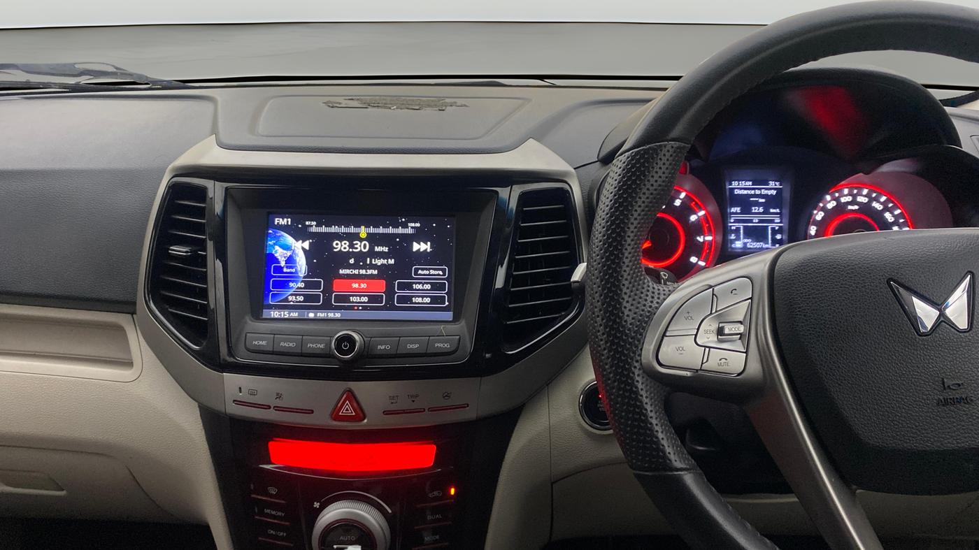 2022 Mahindra XUV300 W8(O) TURBO GDI, Petrol, Manual, 62,530 km, Air Conditioner