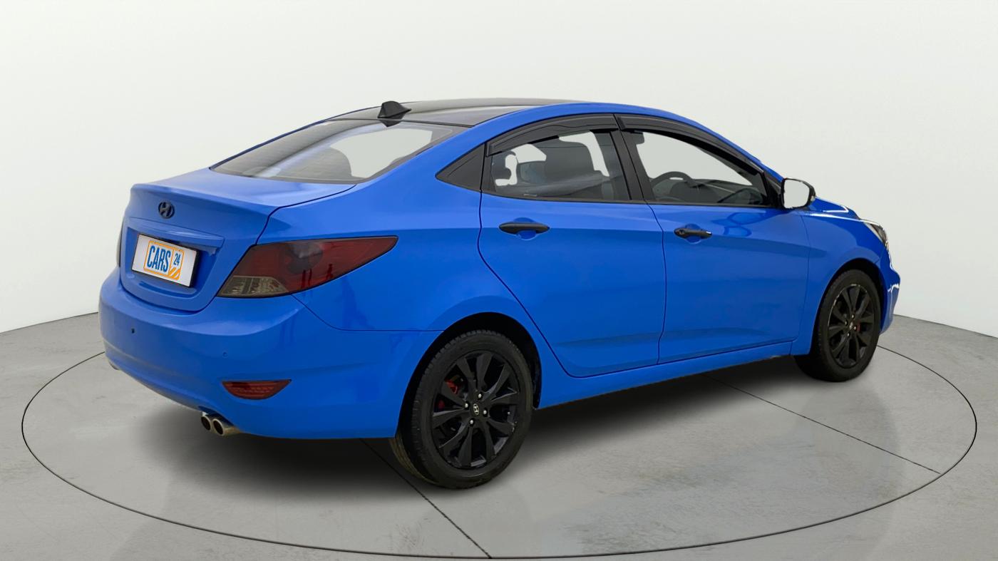 2014 Hyundai Verna FLUIDIC 1.6 VTVT SX, CNG, Manual, 60,800 km, Right Back Diagonal