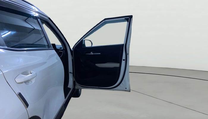 2023 KIA SELTOS HTK PLUS 1.5 IMT, Petrol, Manual, 28,939 km, RHS Front Door